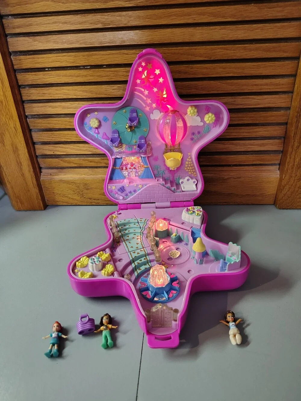 Vintage 1993 Polly Pocket Fairy Light Wonderland Lights Up 3 Figures Included